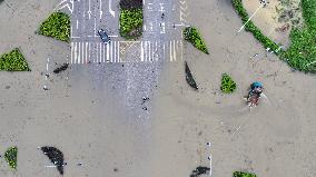 Rainstorm Red Alert in Liuzhou