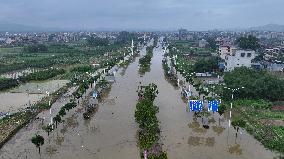 Rainstorm Red Alert in Liuzhou