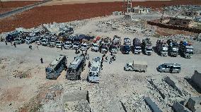 Displaced Syrian Families Leave Jarabulus to Return to Homs - Syria