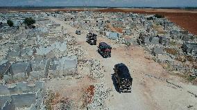 Displaced Syrian Families Leave Jarabulus to Return to Homs - Syria