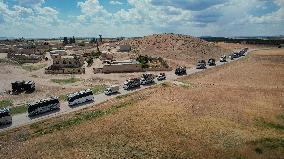 Displaced Syrian Families Leave Jarabulus to Return to Homs - Syria