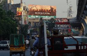 Billboard Honors Pakistan Army - Pakistan