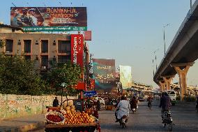 Billboard Honors Pakistan Army - Pakistan