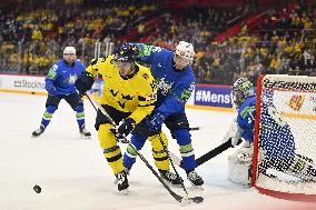 ICE HOCKEY WC SWEDEN-SLOVENIA