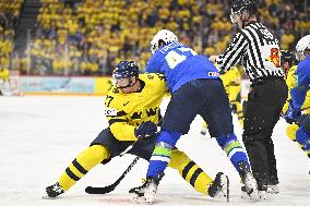 ICE HOCKEY WC SWEDEN-SLOVENIA