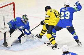 ICE HOCKEY WC SWEDEN-SLOVENIA