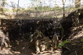 Ukrainian Servicemen Fire KS-19 Near Kharkiv