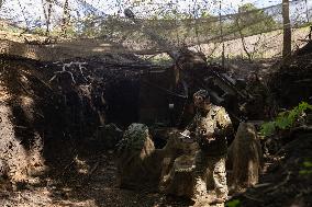 Ukrainian Servicemen Fire KS-19 Near Kharkiv