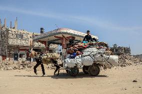 Displaced Palestinians in Gaza City - Palestine