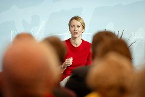 Lennart Meri conference in Tallinn: A Farewell to Peace?