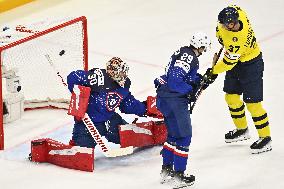 ICE HOCKEY WC FRANCE-SWEDEN