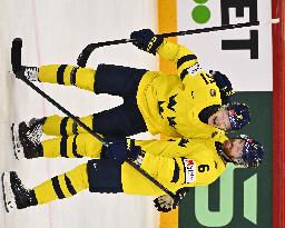 ICE HOCKEY WC FRANCE-SWEDEN