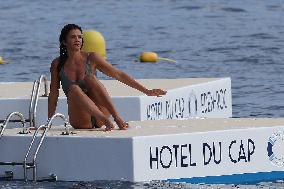 Helena Cristensen At The Eden Roc - Cannes