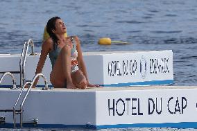 Helena Cristensen At The Eden Roc - Cannes