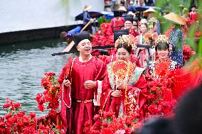 Collective Wedding Ceremony in Kunshan