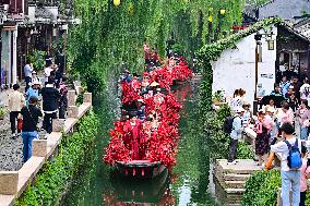 Collective Wedding Ceremony in Kunshan