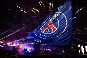 PSG celebrates 2024-2025 Ligue 1 trophy - FA