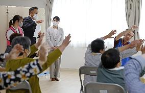 Princess Aiko visits quake-hit city