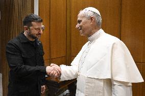 Pope Leo XIV Meets Ukrainian President Volodymyr Zelenskyy - Vatican