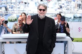 Cannes - La Le?on De Musique Alexandre Desplat & Guillermo Del Toro Photocall