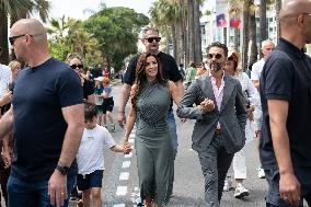 Cannes - Eva Longoria And Family On The Croisette