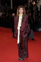 Cannes La Femme la plus riche du monde Red Carpet NG