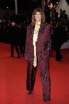 Cannes La Femme la plus riche du monde Red Carpet NG