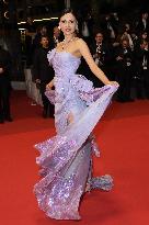 Cannes La Femme La Plus Riche Du Monde Premiere AM