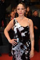 Cannes La Femme La Plus Riche Du Monde Premiere AM