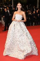 Cannes La Femme La Plus Riche Du Monde Premiere AM