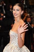 Cannes La Femme La Plus Riche Du Monde Premiere AM