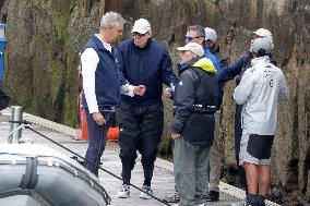 King Juan Carlos Disembarking - Sanxenxo