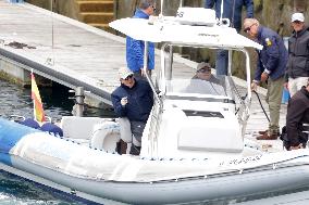 King Juan Carlos Disembarking - Sanxenxo