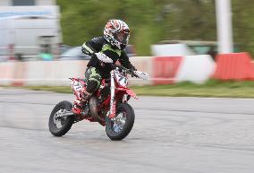 Kulbilohu supermoto