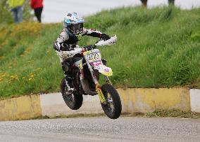 Kulbilohu supermoto