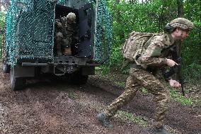 Tactical drills of Khartiia Brigade in Kharkiv region