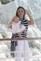 Cannes - Mariska Hargitay At Eden Roc