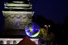 Bal de l'Amour - Paris Celebrates Love and Against Homophobia