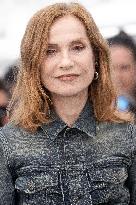 Cannes - La Femme La Plus Riche Du Monde Photocall DN