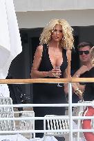Cannes - Victoria Silvstedt During Photo Session At Eden Roc