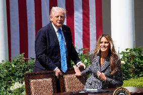 Donald Trump signs Take It Down Act - Washington