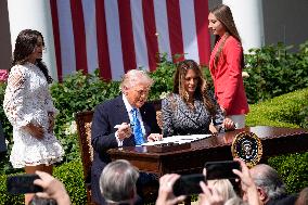 Donald Trump signs Take It Down Act - Washington