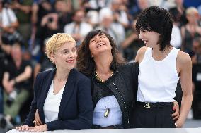 Cannes Dites-Lui Que Je L aime Photocall AM