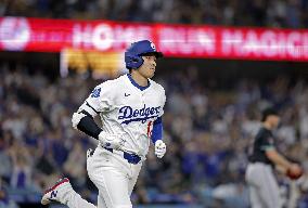 Baseball: D-Backs vs. Dodgers