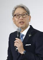 Honda to cut EV investment plan by 30%