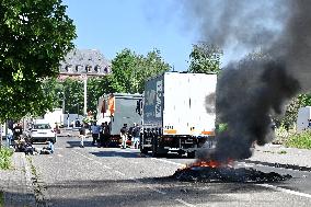 Demonstration of Angry Showmen - Strasbourg