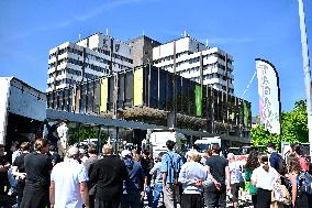 Demonstration of Angry Showmen - Strasbourg