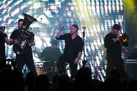 Zhadan i Sobaky performs in Kharkiv