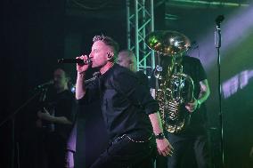 Zhadan i Sobaky performs in Kharkiv