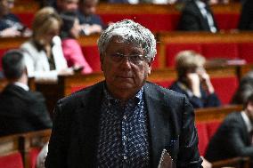 Questions to the government at the National Assembly in Paris FA
